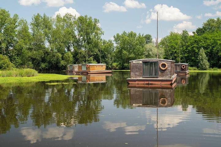 Péniche pour 30 personnes à Chassenard