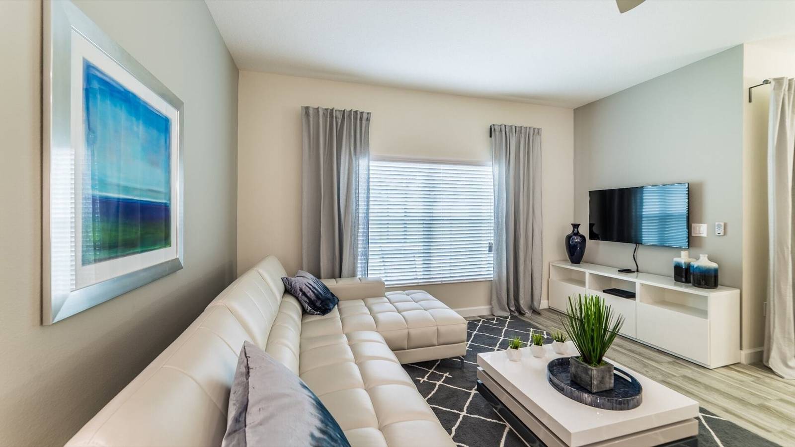 Beautiful 5 Star Townhome with Private Pool on the Prestigious Storey Lake Resort, Orlando Townhome 4957 in Condado de Osceola