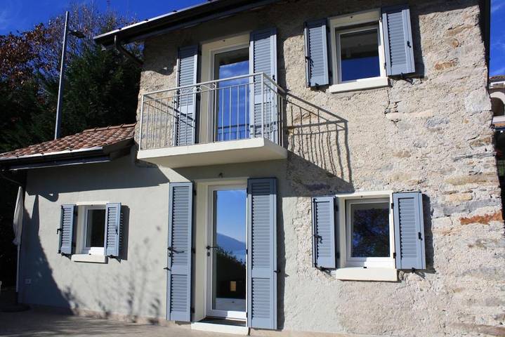 Ferienhaus für 3 Personen, mit Balkon und Terrasse sowie Ausblick und Seeblick