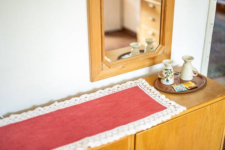 Geheel vakantieappartement, Familiekamer no.7, douche, Wc in Riezlern, Mittelberg