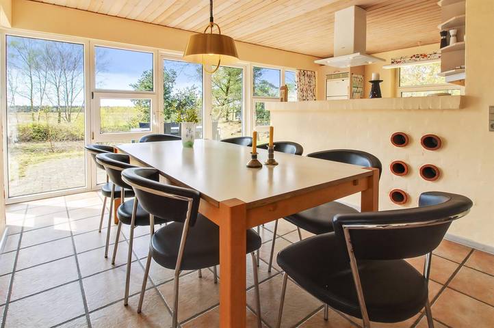 Ferienhaus für 8 Personen, mit Sauna und Whirlpool sowie Terrasse in Biikebrennen - 3