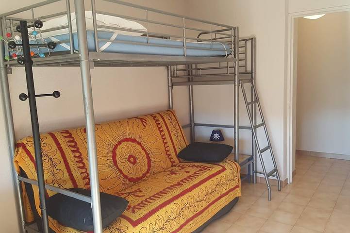 Entire apartment, Nice studio view port. Beach and sea at 50 meters. in Palavas-les-Flots, Mediterranean Coast (France)