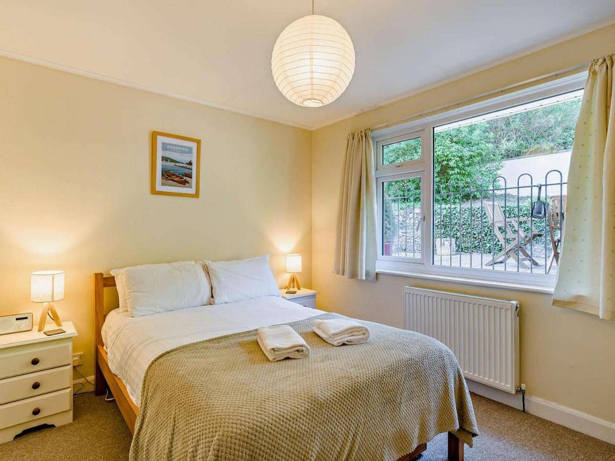 Entire apartment, 3 Bed in Carnforth oc-sz425 in Arnside, Lake District