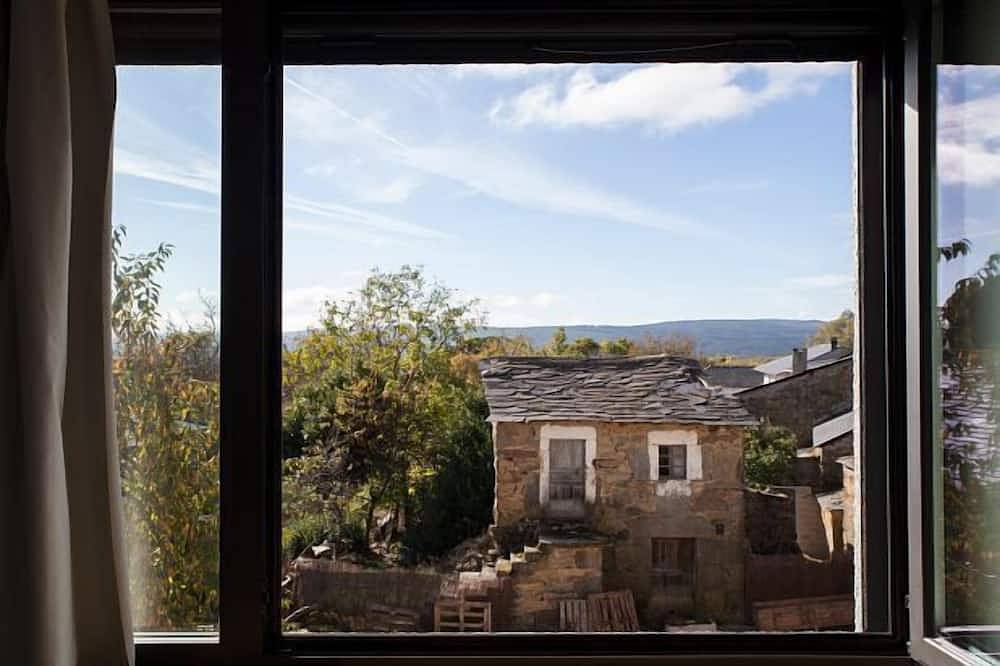 Casa a Devesa de Sanabria for 8 people in Palacios de Sanabria, Zamora Province