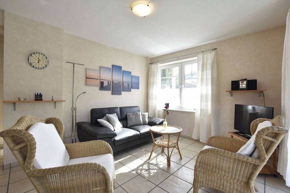 Ganze Wohnung, Gemütliche Ferienwohnung mit Terrasse und Garten in Timmendorf, Nordwestmecklenburg (Wismar und Umgebung)