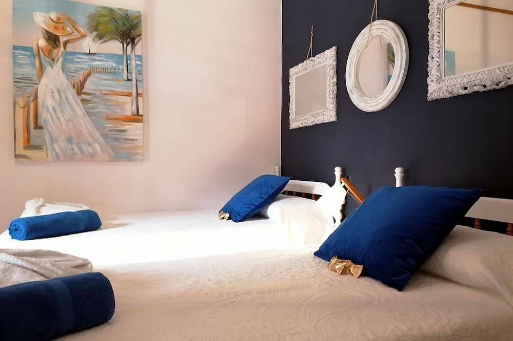 Fuerteventura, Kanarische Inseln, Spanien Mit vollem Gebrauch beheizter Pool und Jacuzzi in Triquivijate, Antigua