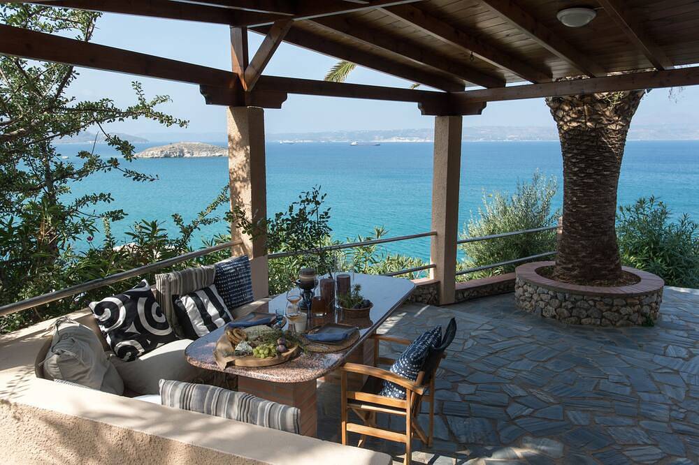 Ganze Wohnung, Luxusstudio mit tollem Meerblick und Pool. in Almyrida, Vamos