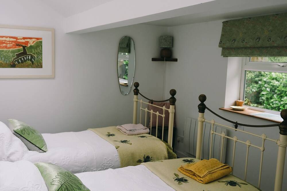 Woodland cottage in Barnstaple, Devon