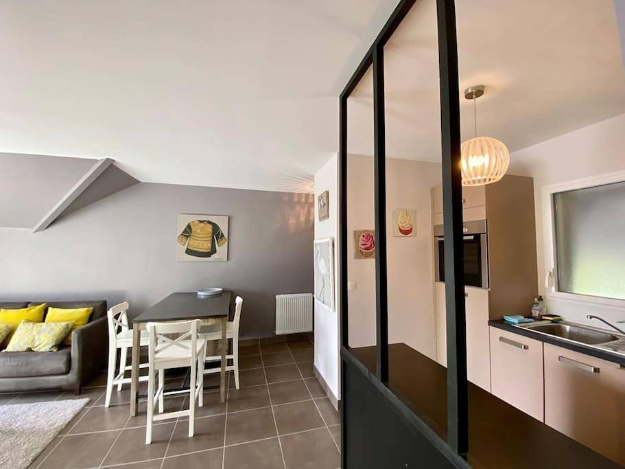Appartement entier, One-Bedroom Apartment in Bénodet, Côte de Cornouaille