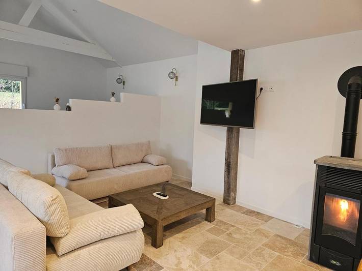 Location de vacances pour 10 personnes, avec jardin ainsi que jacuzzi et terrasse à Couesmes-Vaucé - 3