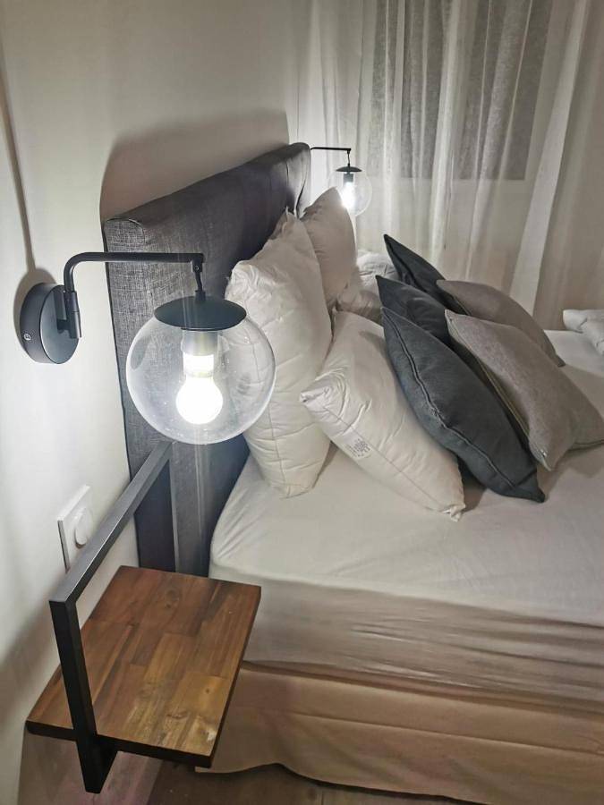 One-Bedroom House in Fontainebleau, Seine-et-Marne