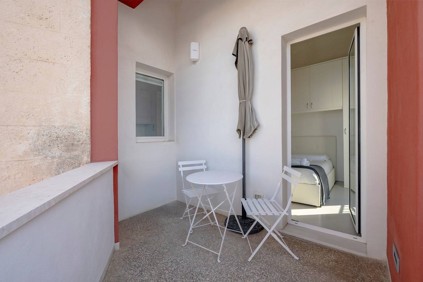 Appartement entier, Chambre « Via Roma 1 » avec balcon, Wi-Fi et climatisation in Polignano a Mare, Province de Bari