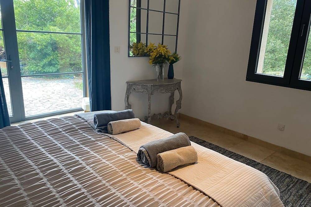 Grand Mas Provence, natürlicher Umgebung, privater Pool, 14 P,Hunde willkommen! in Lorgues, Draguignan Region