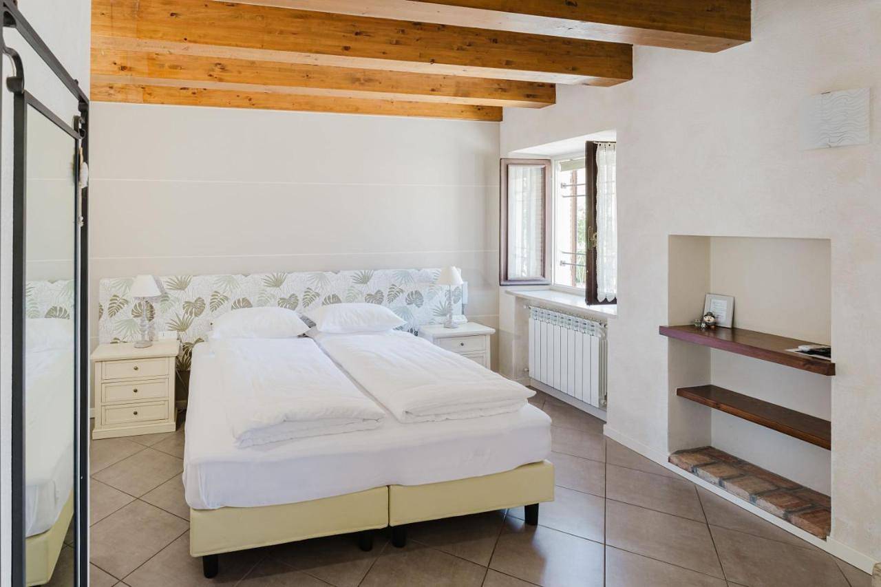 Il Nido dei Gufi Bed and Breakfast in Maderno, Toscolano-Maderno