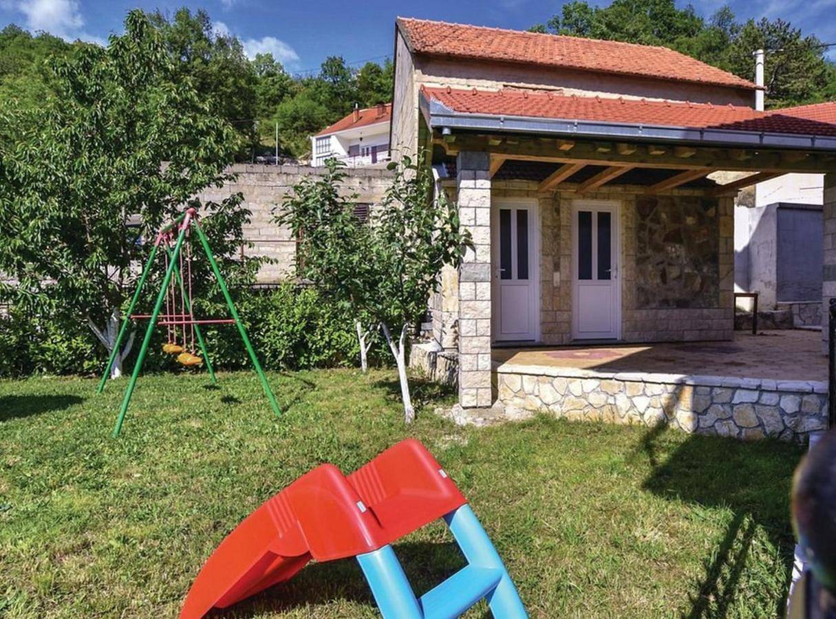 Villa in Grab (Dalmatien), Dalmatinisches Zagora