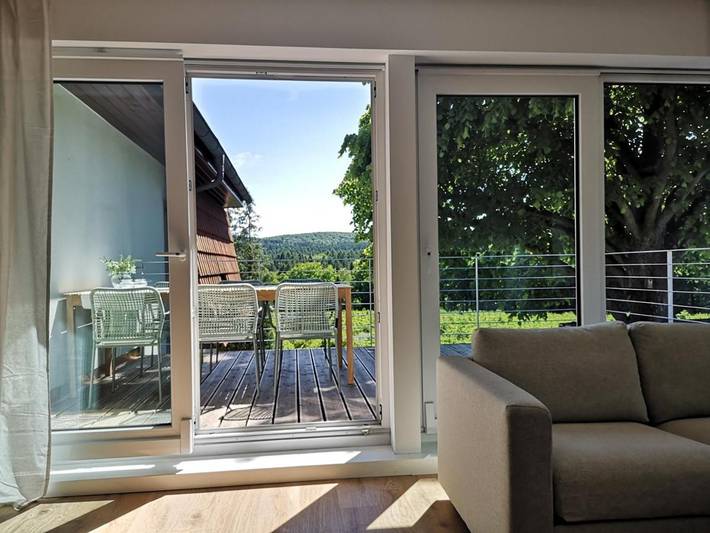 Ferienwohnung für 6 Personen, mit Balkon und Terrasse sowie Garten und Ausblick in Georgsmarienhütte