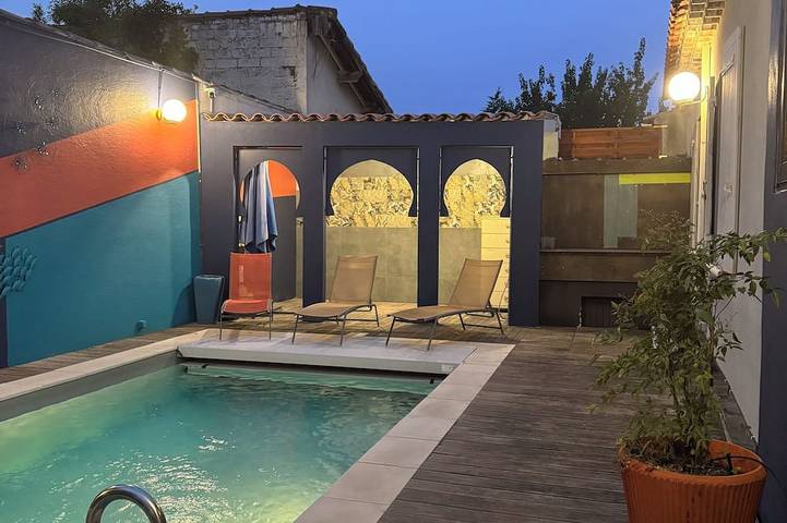 Ferienhaus für 8 Personen, mit Garten in Avignon