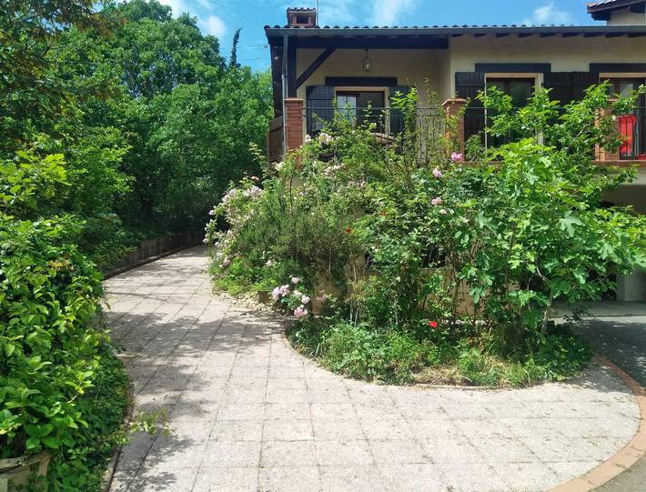 Gîte for 2 people, with garden and terrace - 1