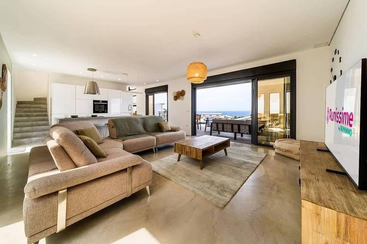 Location de vacances pour 6 personnes, avec jardin et piscine dans Grands-Bois - 3