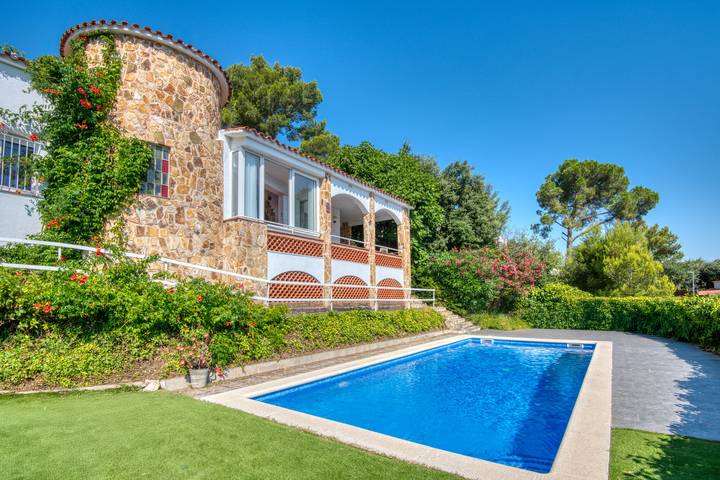 Casa de vacaciones para 12 personas, con jardín y terraza - 1