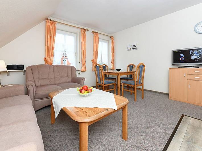 Ferienwohnung für 3 Personen, mit Terrasse und Garten, kinderfreundlich in Bensersiel - 4