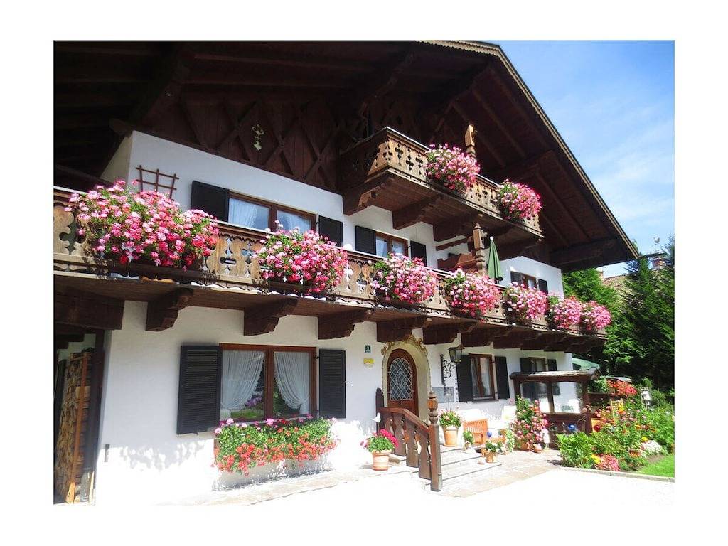 Ferienwohnung mit 2 Schlafzimmer in Grainau, Eibsee