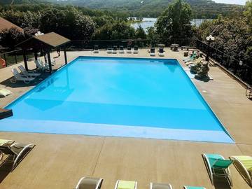 Lodge for 20 Guests in Indian Point, Ozark Mountains, Picture 3