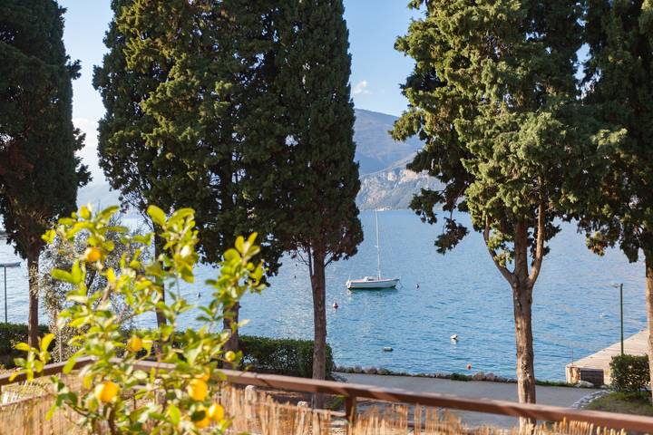 Ferienwohnung für 6 Personen, mit Balkon und Seeblick in Italien - 2