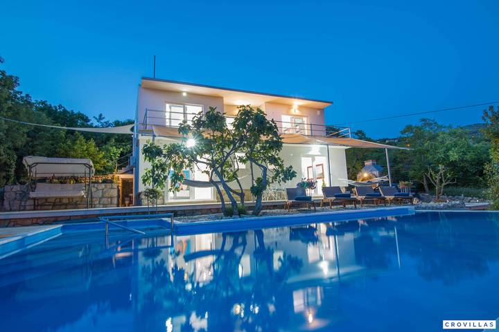 Villa für 8 Personen, mit Meerblick in Crikvenica