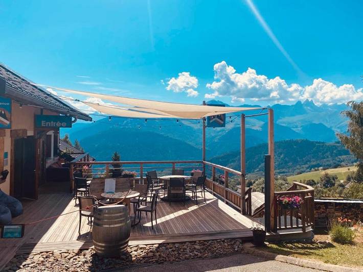 Hôtel pour 2 personnes, avec vue ainsi que jardin et sauna, animaux acceptés