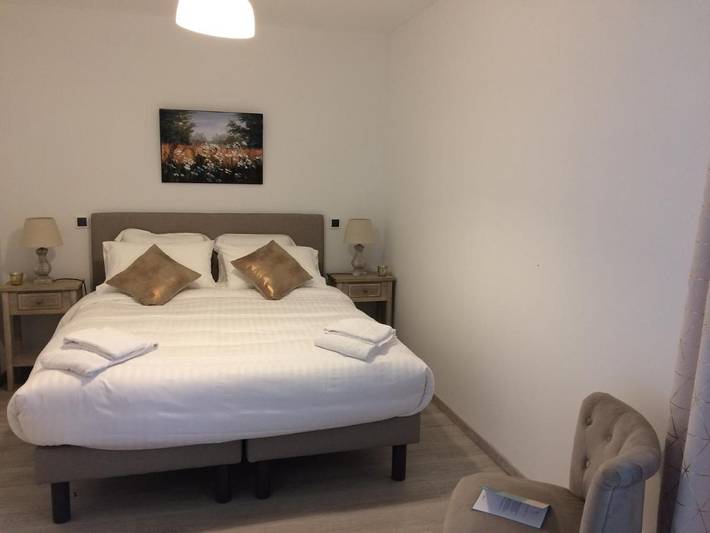 Location de vacances pour 2 personnes, avec sauna ainsi que terrasse et jacuzzi à Madranges