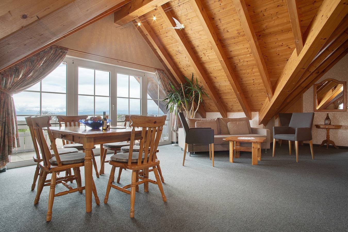 Ganze Wohnung, Ferienwohnung 'Wohnung Bodensee' mit Gemeinschaftsterrasse, Gemeinschaftsgarten und Wlan in Immenstaad, Immenstaad am Bodensee