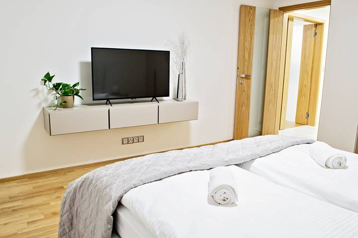 Ferienwohnung für 7 Personen, mit Balkon in Vinohrady