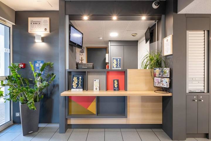 Hôtel pour 4 personnes, animaux acceptés à Seclin - 2