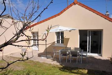 Gîte pour 4 personnes, avec jardin et terrasse à Langrune-sur-Mer
