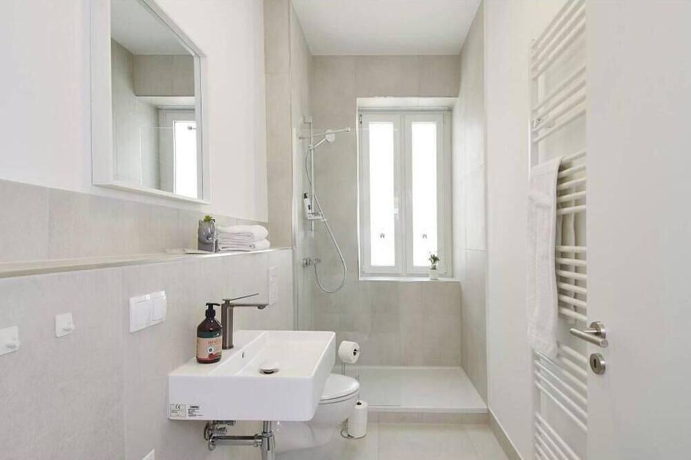 Ganze Wohnung, Homeme 3 | Netflix | Küche | Parkplatz | Smart Tv in Bad Oeynhausen, Wiehengebirge