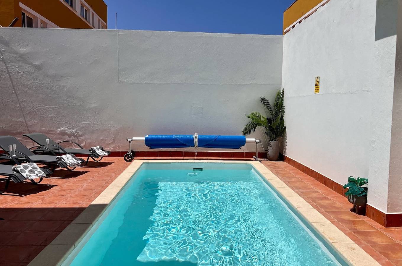 'Villa Pacifica' with heated pool, terrace, lounge area & Wi-Fi in Corralejo, La Oliva