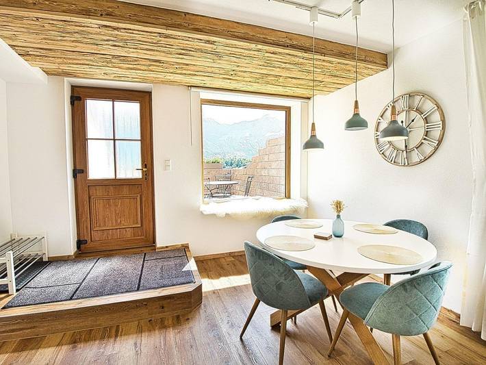 Ganze Wohnung, Moderne Ferienwohnung mit Terrasse & Bergpanorama für Paare und kleine Familien in Schönau am Königssee, Berchtesgadener Alpen