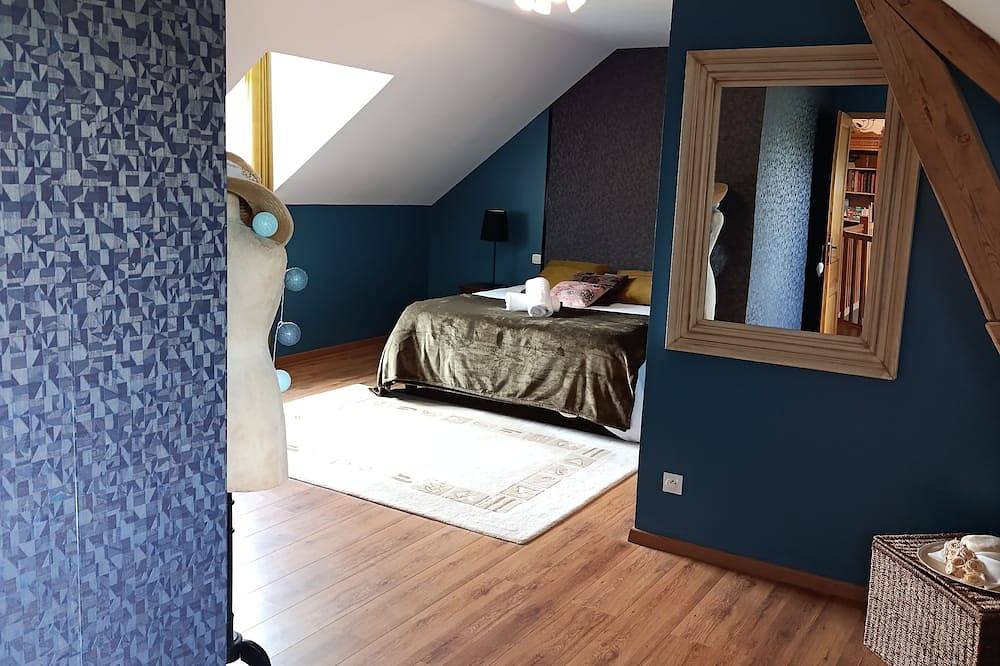 La Margance - gite cosy entre Etretat et Honfleur avec billard et balnéo in Saint-Aubin-Routot, Région du Havre