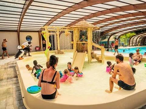 Camping pour 6 personnes, avec sauna à Saint-Georges-d'Oléron - 3
