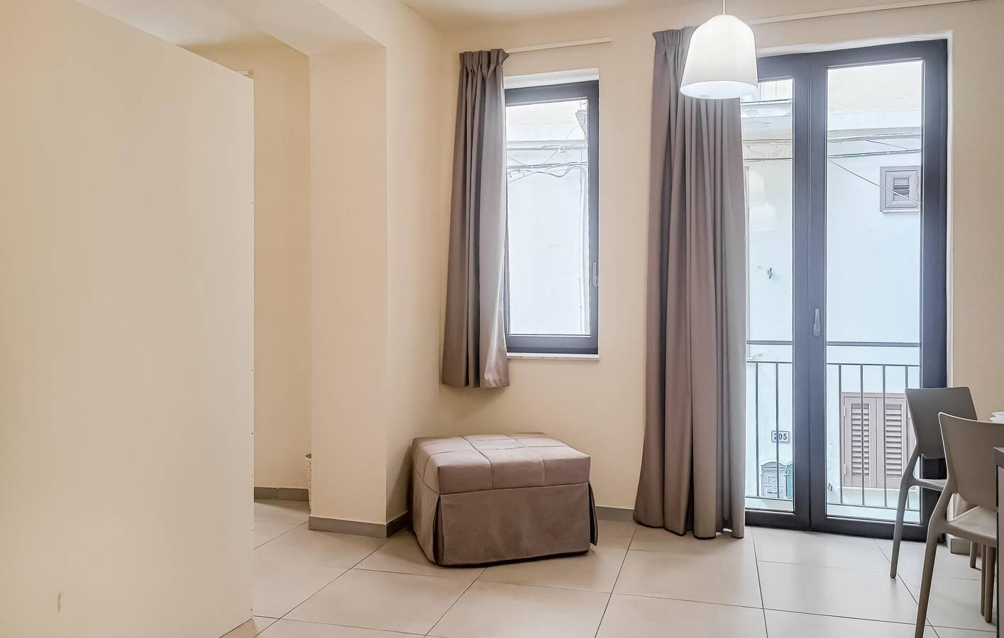 Appartamento intero, Accogliente appartamento sulla spiaggia - AC, TV, Cucina, Internet, Parcheggio in Patti, Provincia di Messina