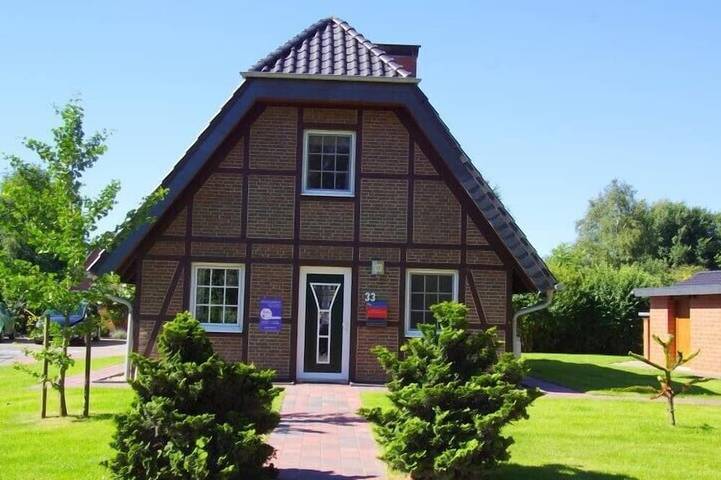 Ferienhaus für 4 Personen, mit Balkon und Garten - 1