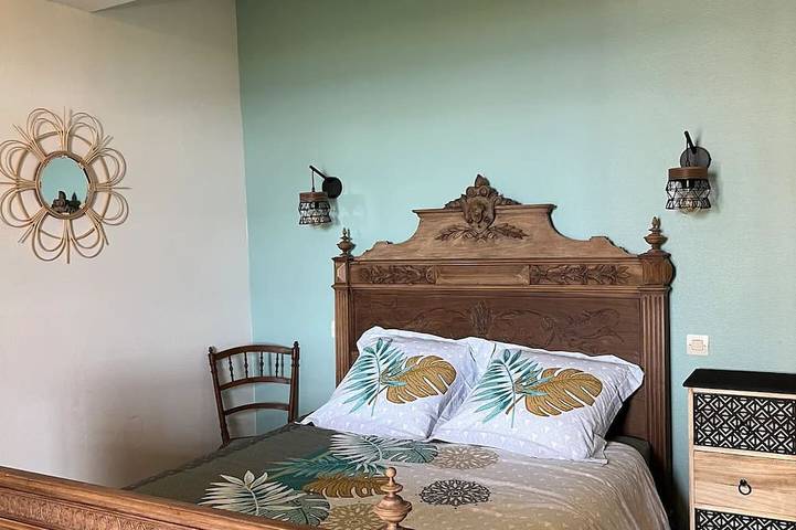 Gîte pour 6 personnes, avec jardin à Virazeil - 4