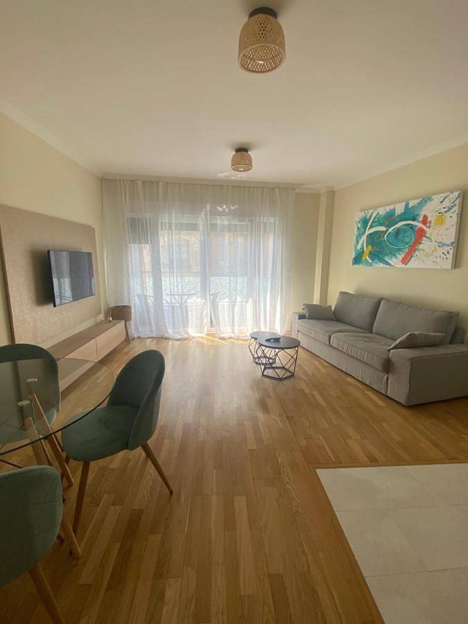 Ferienwohnung für 4 Personen, mit Terrasse und Seeblick sowie Ausblick - 1