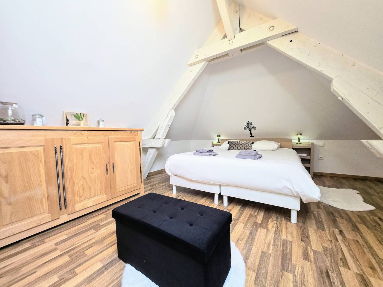 Apartamento entero, Amplio Apartamento con Parking y Wi-Fi en Auxerre in Auxerre, Auxerre region