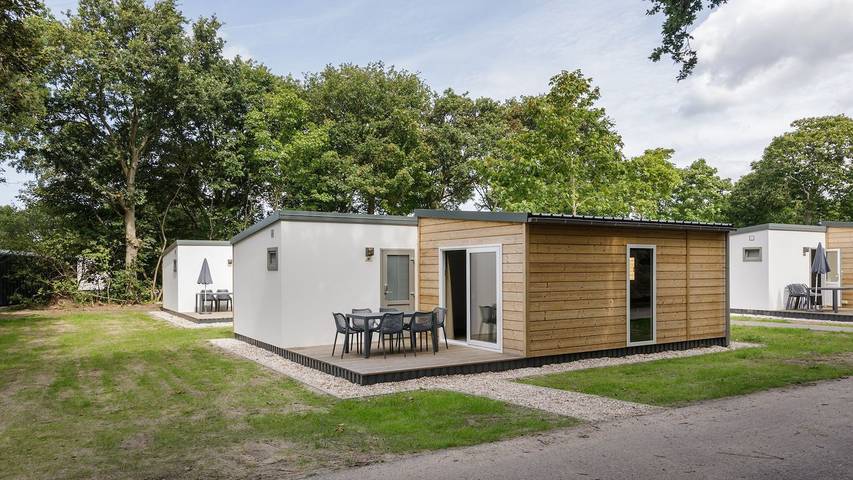 Vacation house for 6 people, with yard and pool - 1