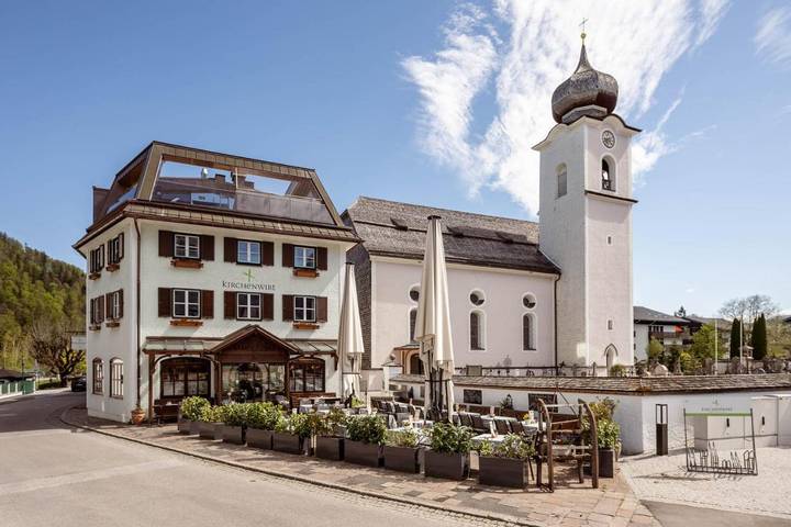 Hotel für 2 Personen, mit Pool und Seeblick sowie Sauna, mit Haustier in Strobl