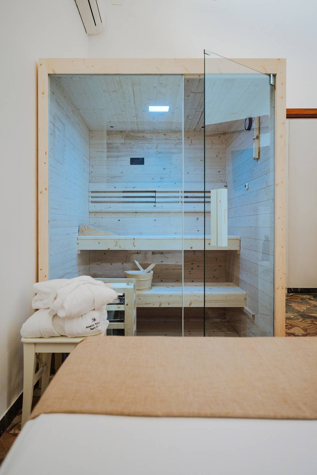 Zimmer 'Sabato' mit Wi-Fi und Klimaanlage in Carovigno, Salento