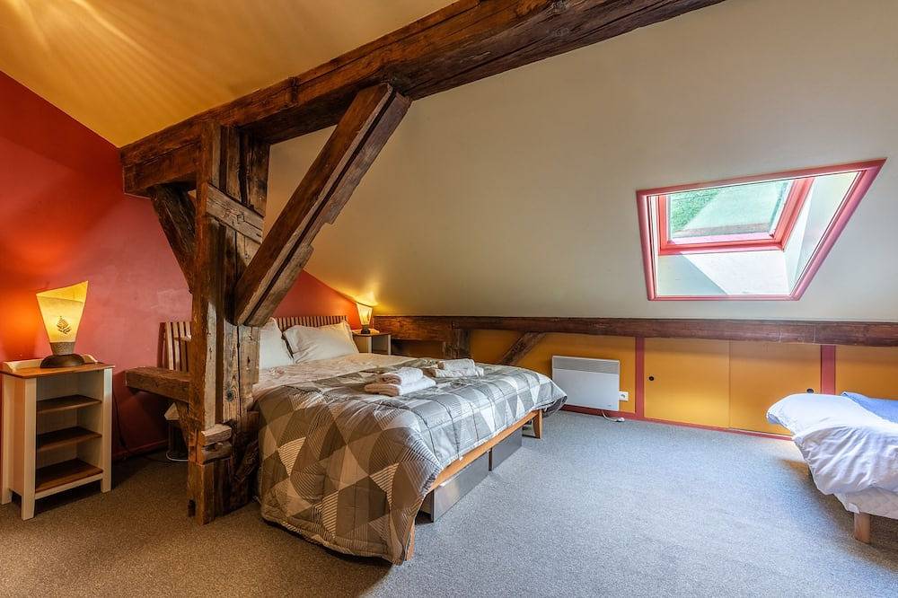 Spacious Old Farm with great views over Les Gets in Les Gets, Les Portes du Soleil