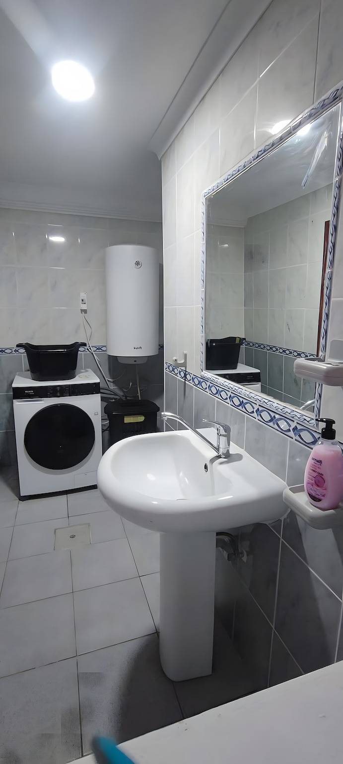 Villa 'Santo Amaro' mit Meerblick, privater Terrasse und Wlan in Ribeirinha, Terceira (Azoren)
